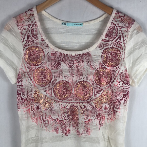 NWOT Maurices Top with Red & Gold Design - Picture 3 of 8
